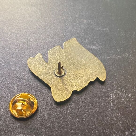 Not All Who Wander Enamel Pin/ Brooch - Picture 5 of 5